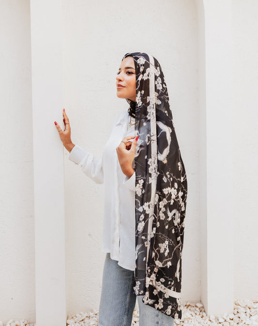 Goldy freedom in chiffon