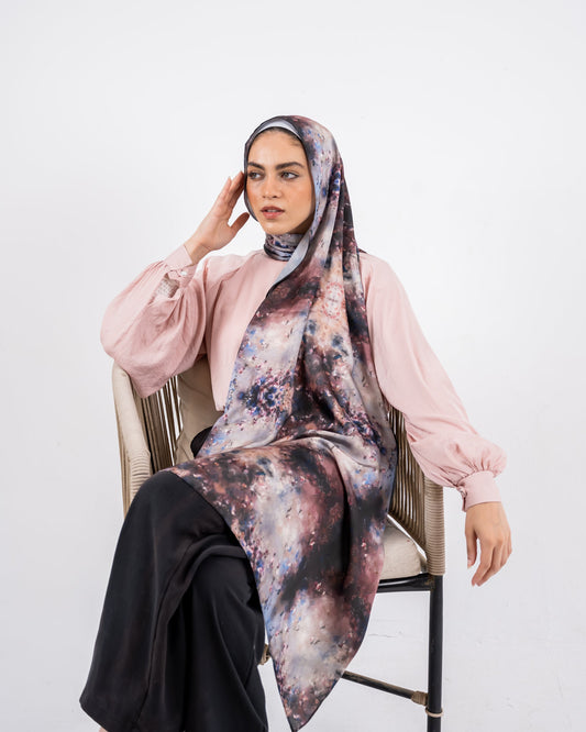 Dream shadows in satin