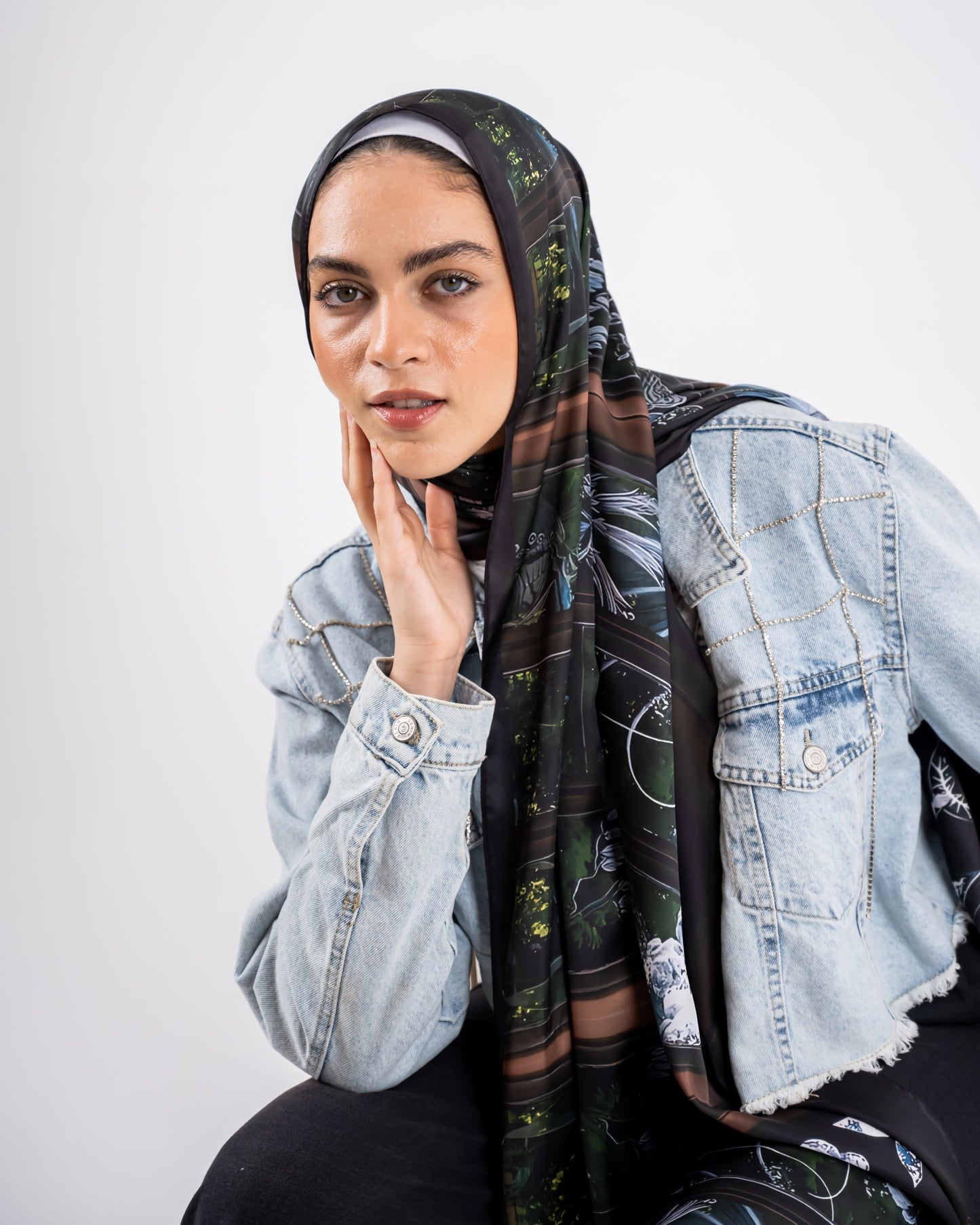 Layali in satin 🖤