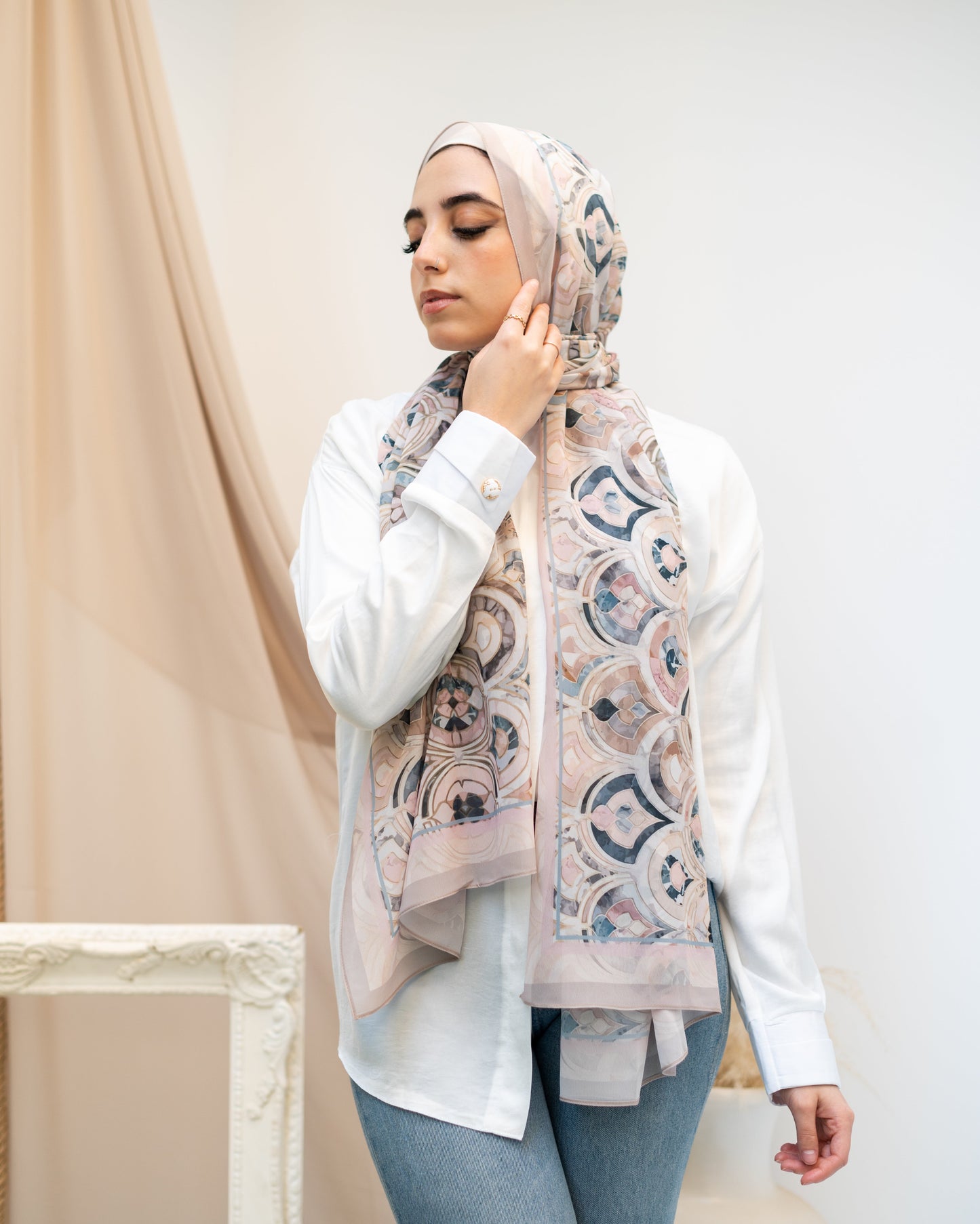 Aqua Rosy Crystals in chiffon