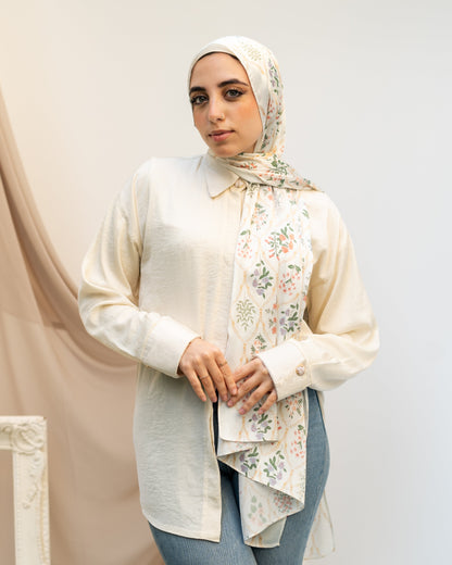 Goldy Motifs in Satin